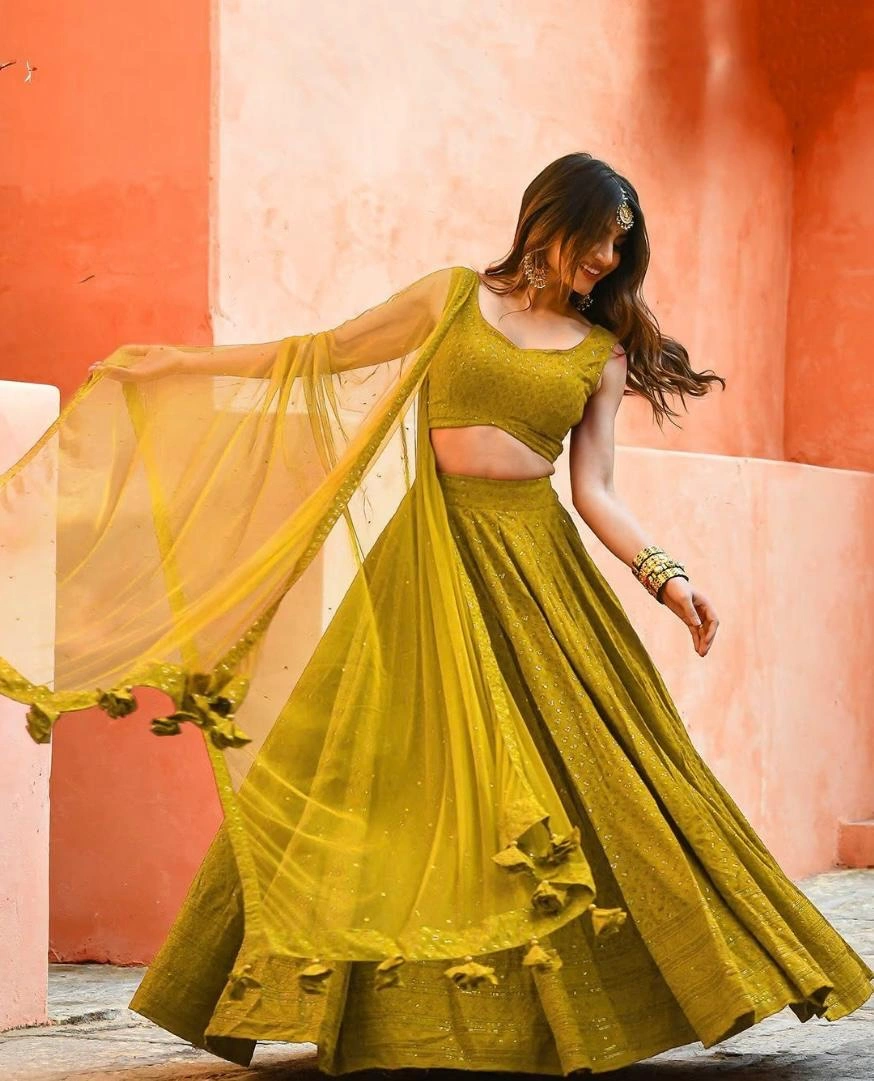 Mohini- Chikankari Lehenga - Image 9