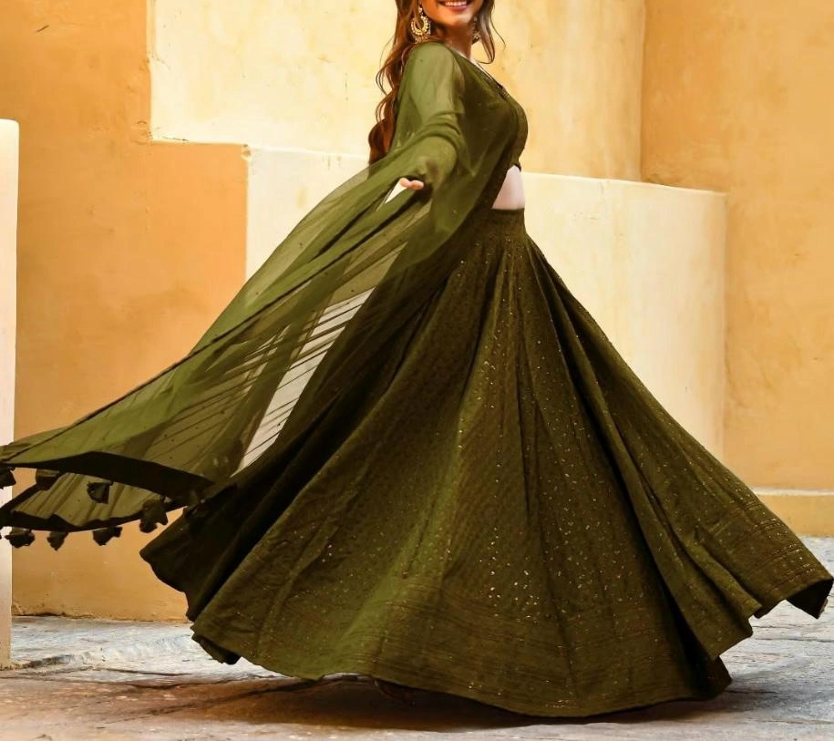 Mohini- Chikankari Lehenga - Image 20