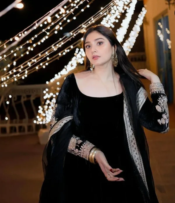 Regal Black Velvet Double Ghera Anarkal - Image 4