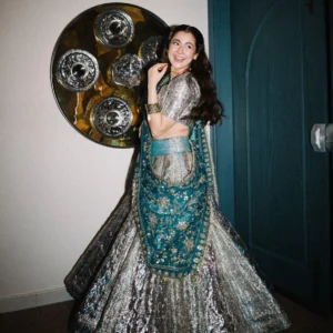 hania aamir Asmani Lampi Lehenga